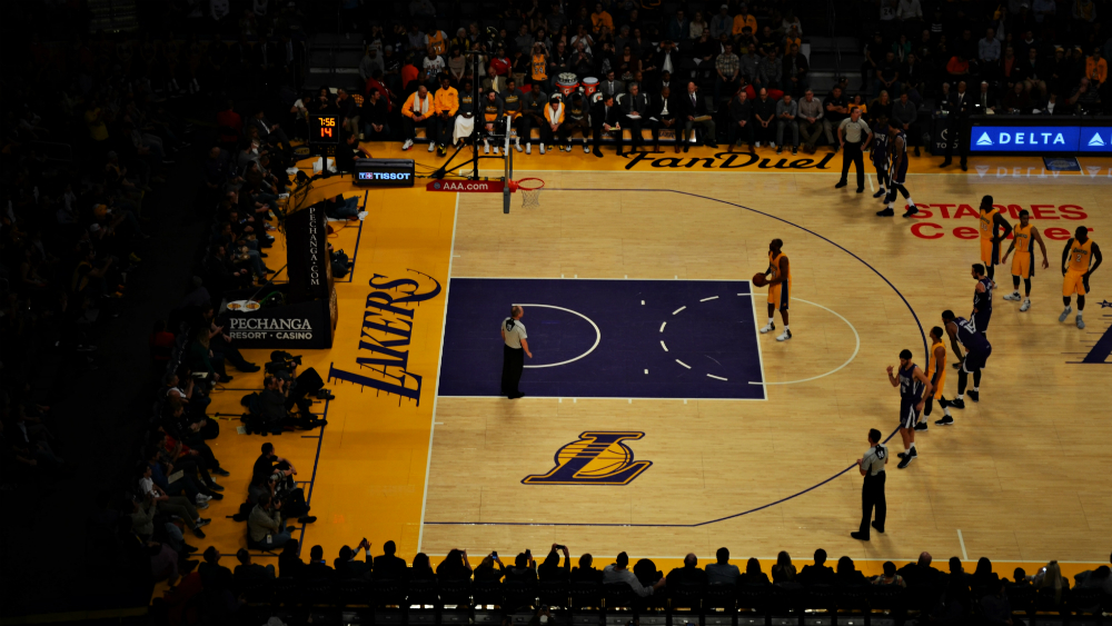 Lakers-Clippers y Warrior-Rockets se enfrentarán en Navidad