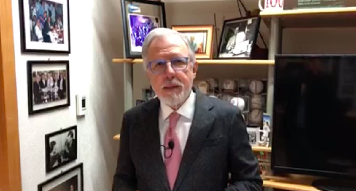 ¡Las noticias! Padres de familia bloquearon el AICM en protesta porque sus hijos carecen de quimioterapias