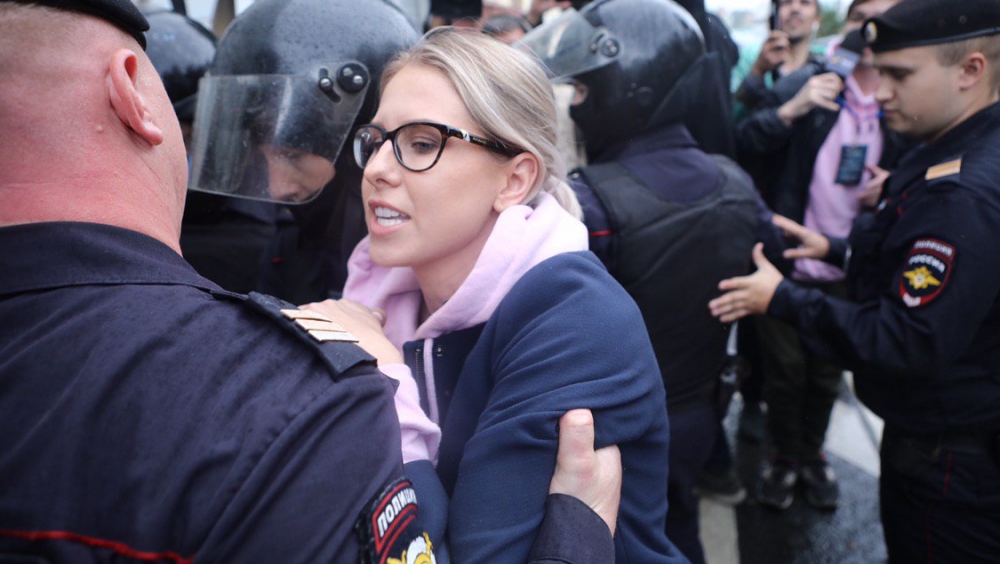 Detienen a dirigente opositora y a decenas de manifestantes en Moscú