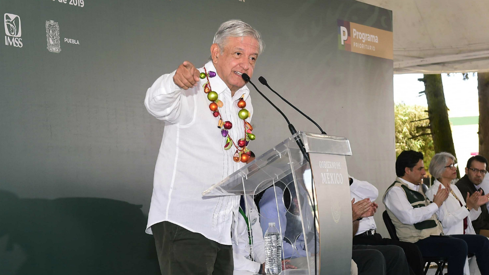 Ondea López Obrador pañuelo blanco de fin de la corrupción