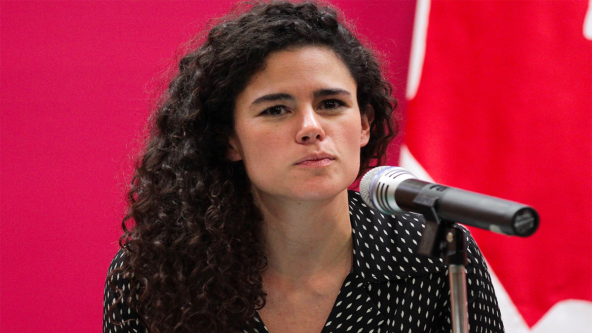 Diputados citarán a Luisa María Alcalde por denuncias sobre becas para jóvenes