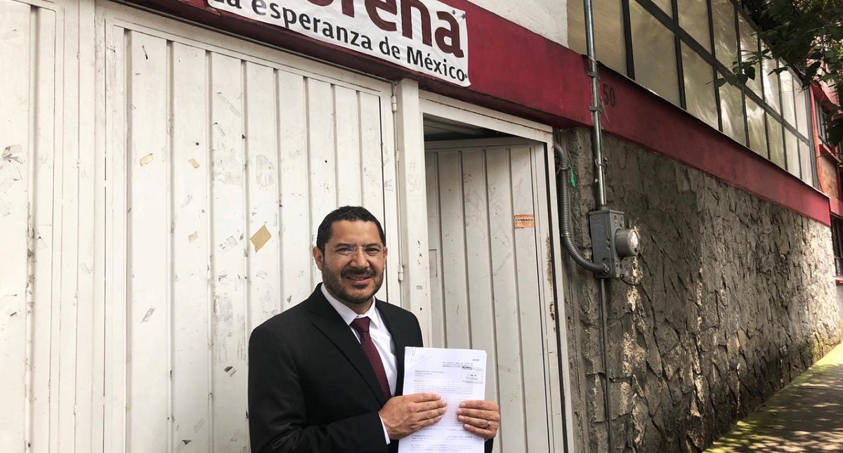 Batres presenta queja por elección para el Senado ante Comisión de Morena