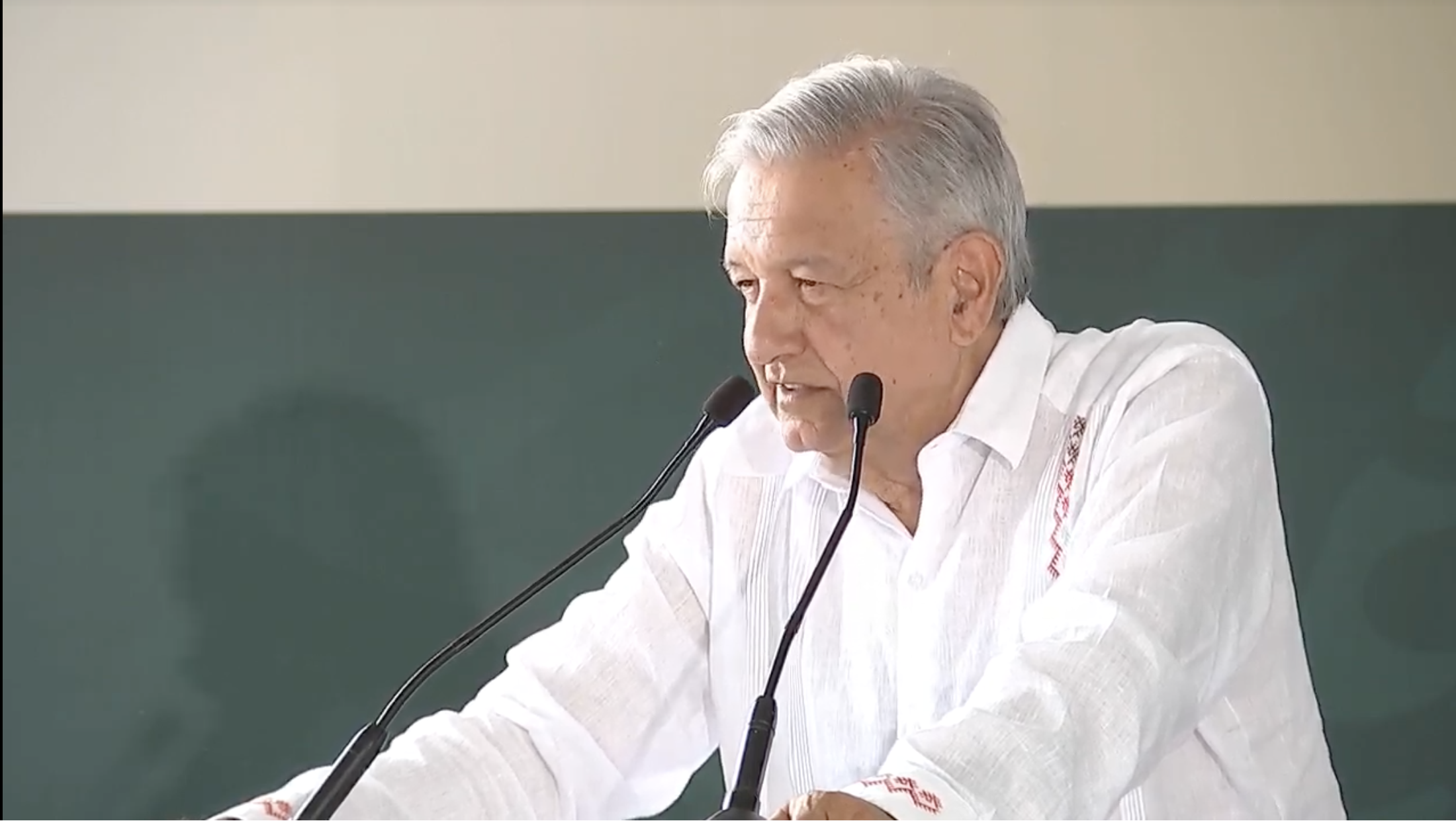 A evitar tentaciones y no robar al tener un cargo: AMLO