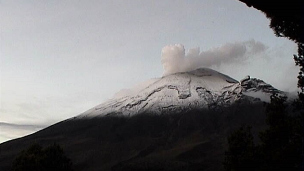 Volcán Popocatépetl suma 151 exhalaciones y 16 explosiones