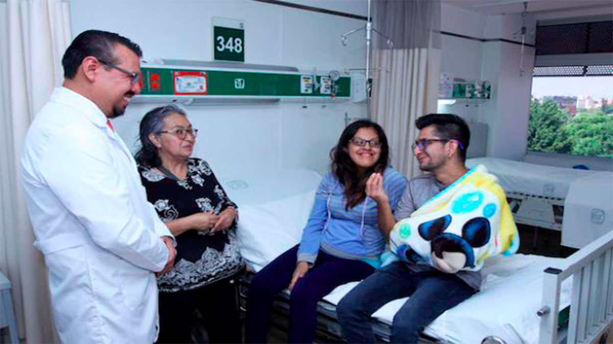 Sala de Atención Amigable del IMSS ayuda a mujer sordomuda a dar a luz