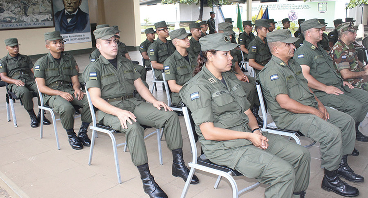 Daniel Ortega destaca valores del Ejército de Nicaragua