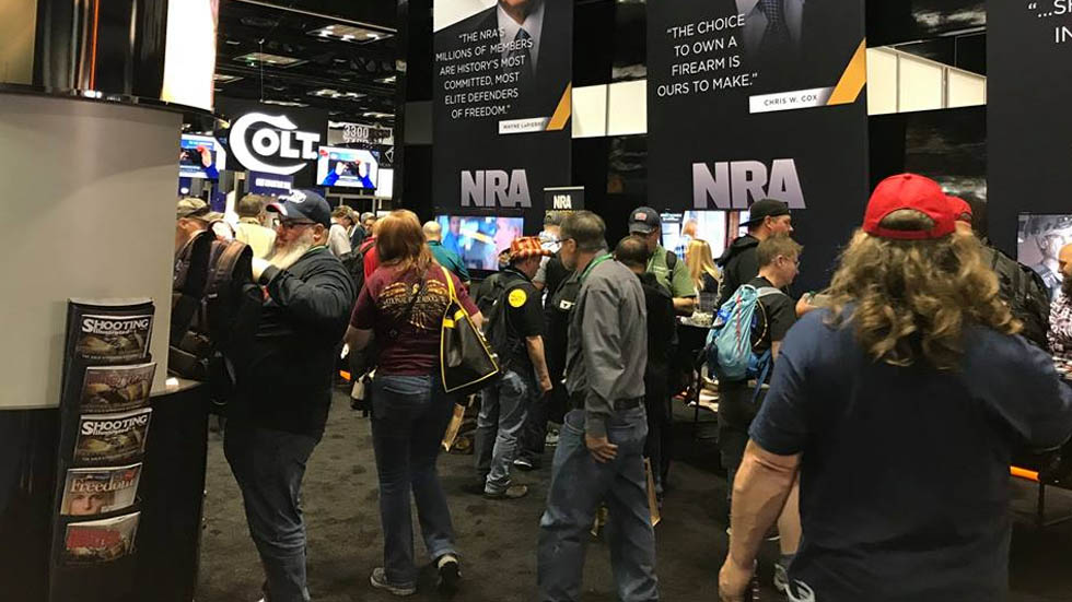 Asociación del Rifle de EE.UU. se resiste a un mayor control de armas