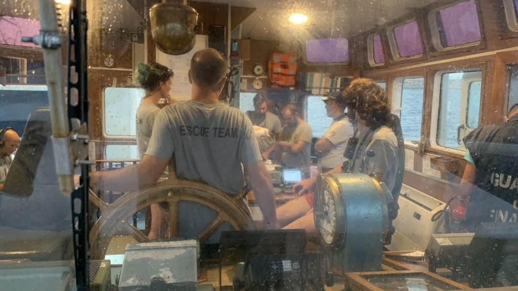 Fiscalía italiana ordena desembarco de migrantes en Lampedusa