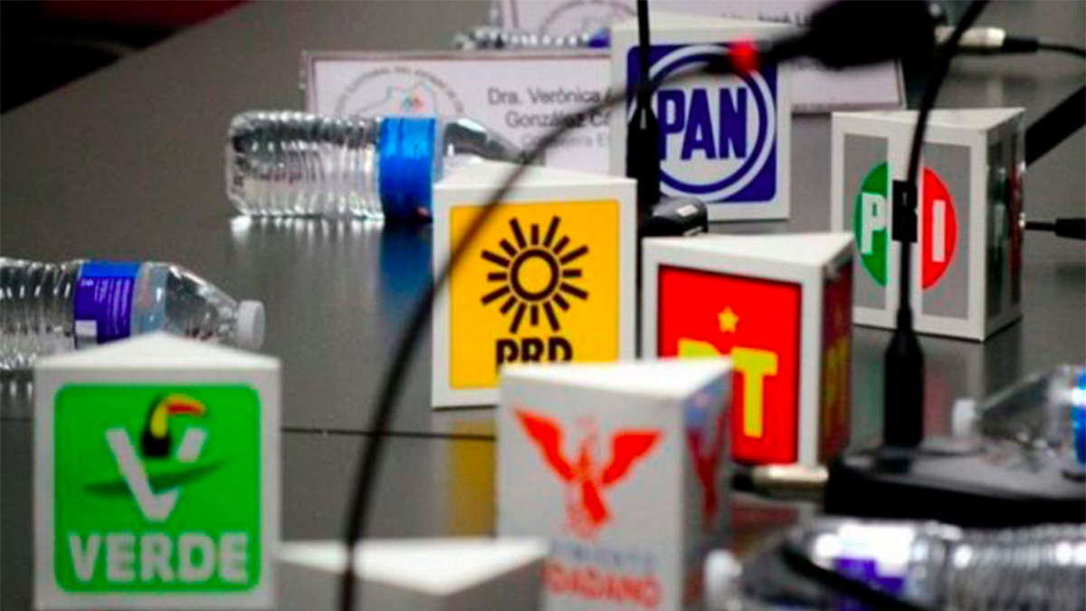 AMLO pide a SHCP reunirse con partidos por recorte de presupuesto