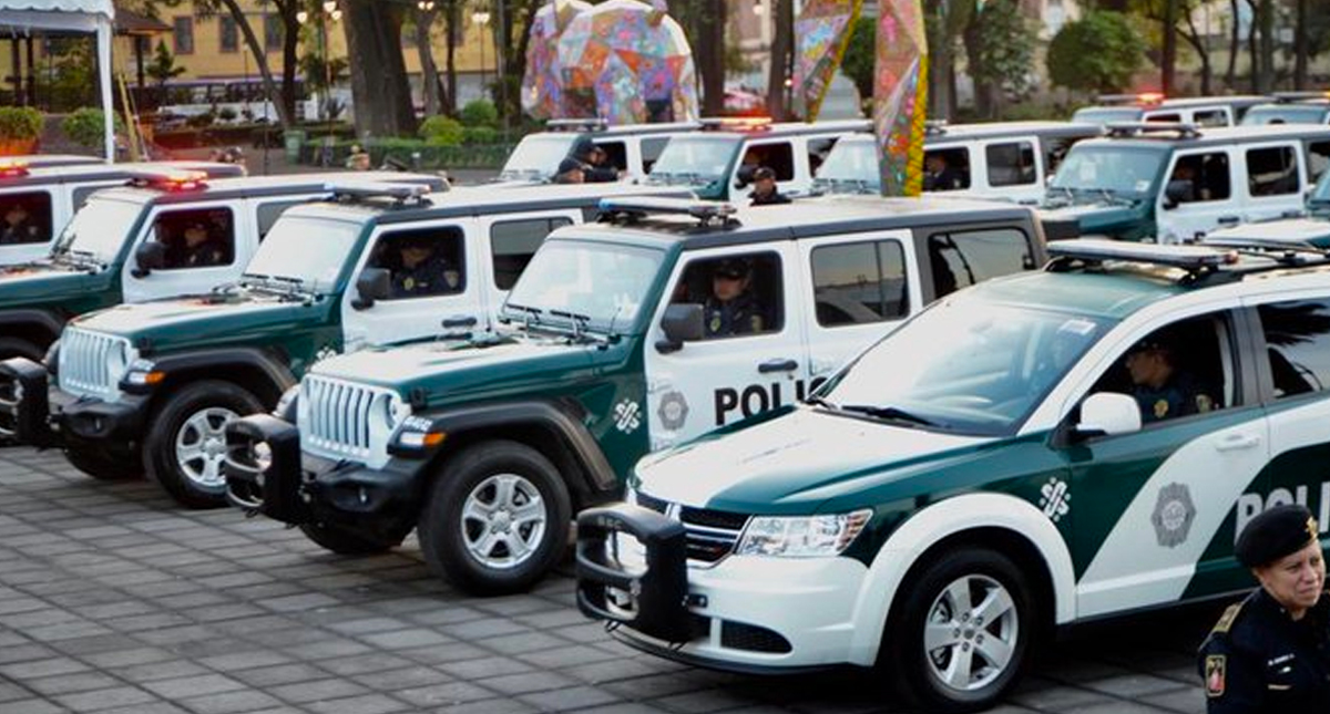 Sheinbaum entrega 22 nuevas patrullas a la alcaldía Xochimilco Sheinbaum entrega 22 nuevas patrullas a la alcaldía Xochimilco