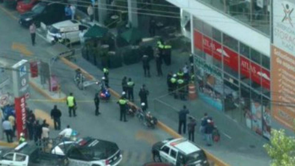 #Video Matan a policía durante asalto a cuentabiente en Espacio Interlomas