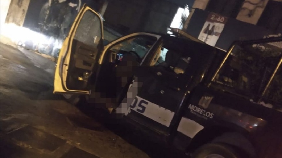 Asesinan con más de 70 disparos a dos policías en Morelos
