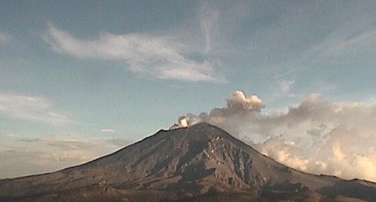 Popocatépetl presenta 175 exhalaciones y ocho explosiones en 24 horas
