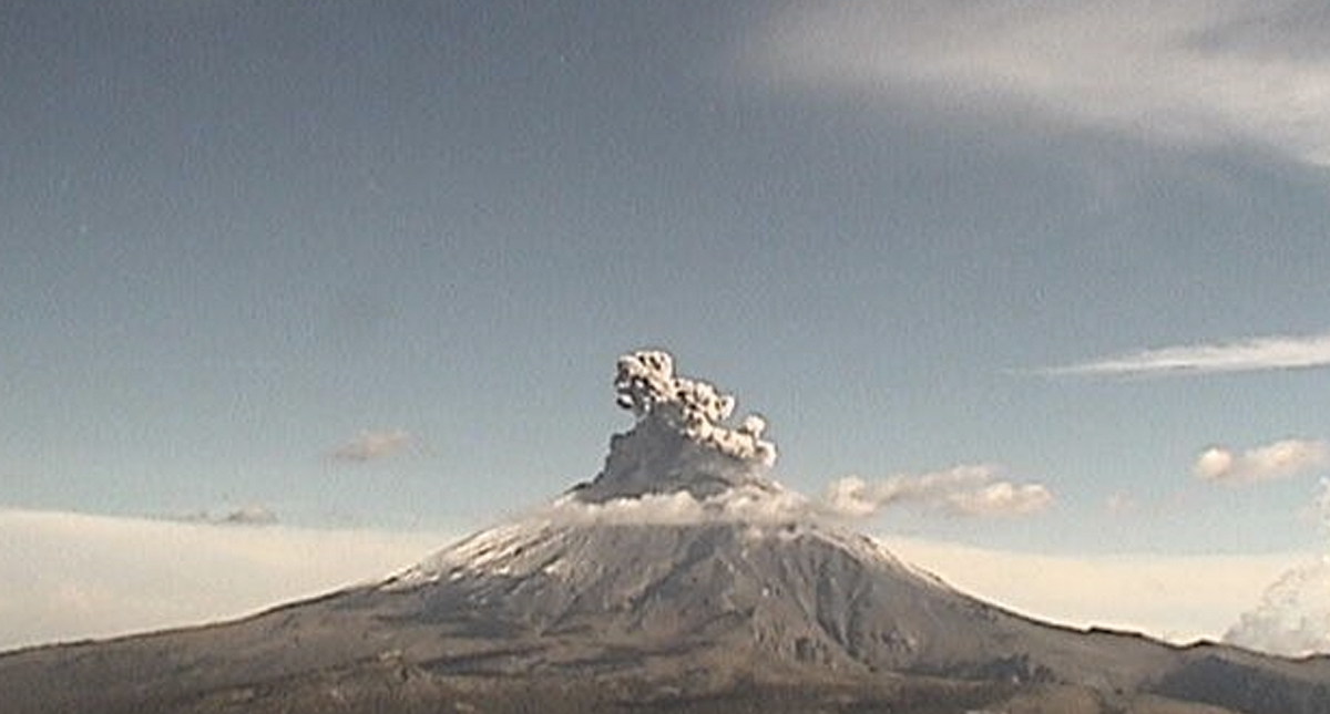 Volcán Popocatépetl reportó 147 exhalaciones en las últimas 24 horas