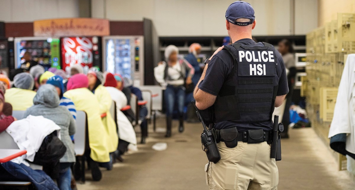 Consulados atendieron a 79 mexicanos tras redada en Mississippi