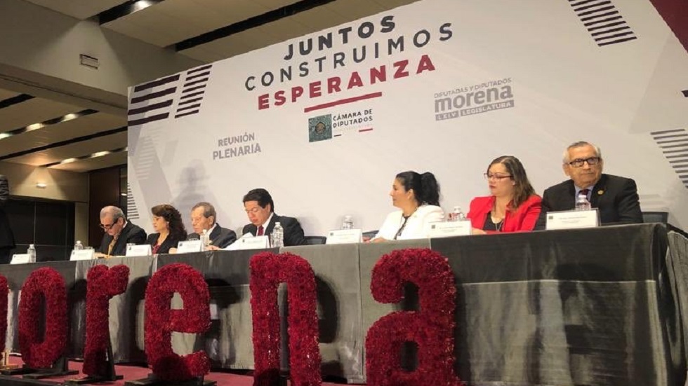 Morena debe dar ejemplo en reducción de presupuesto para partidos, afirma AMLO