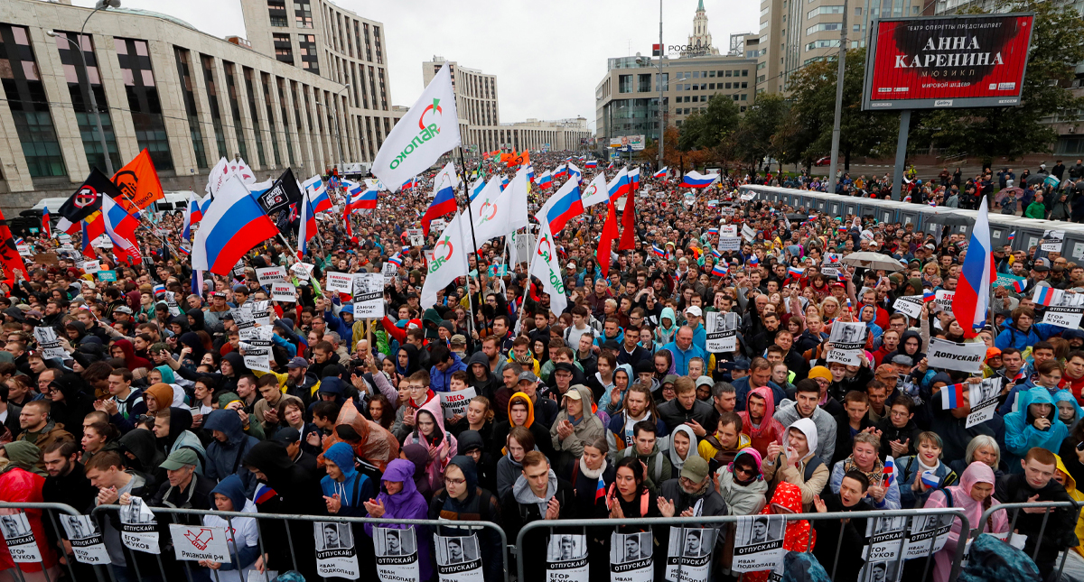 Protestan miles de moscovitas para exigir elecciones libres
