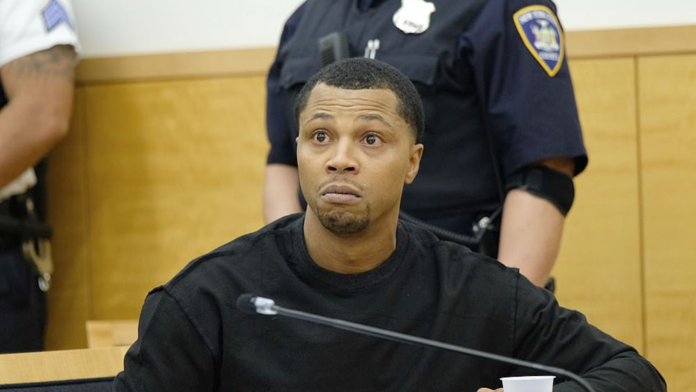 Sentencian a tres años y medio de prisión a exjugador de la NBA