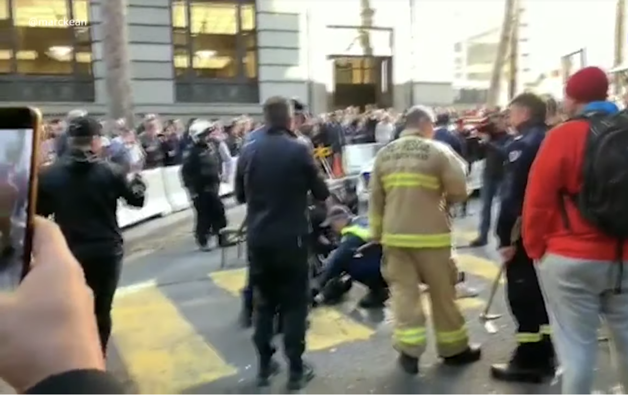 Una mujer muerta y otra herida en ataque con cuchillo en el centro de Sidney