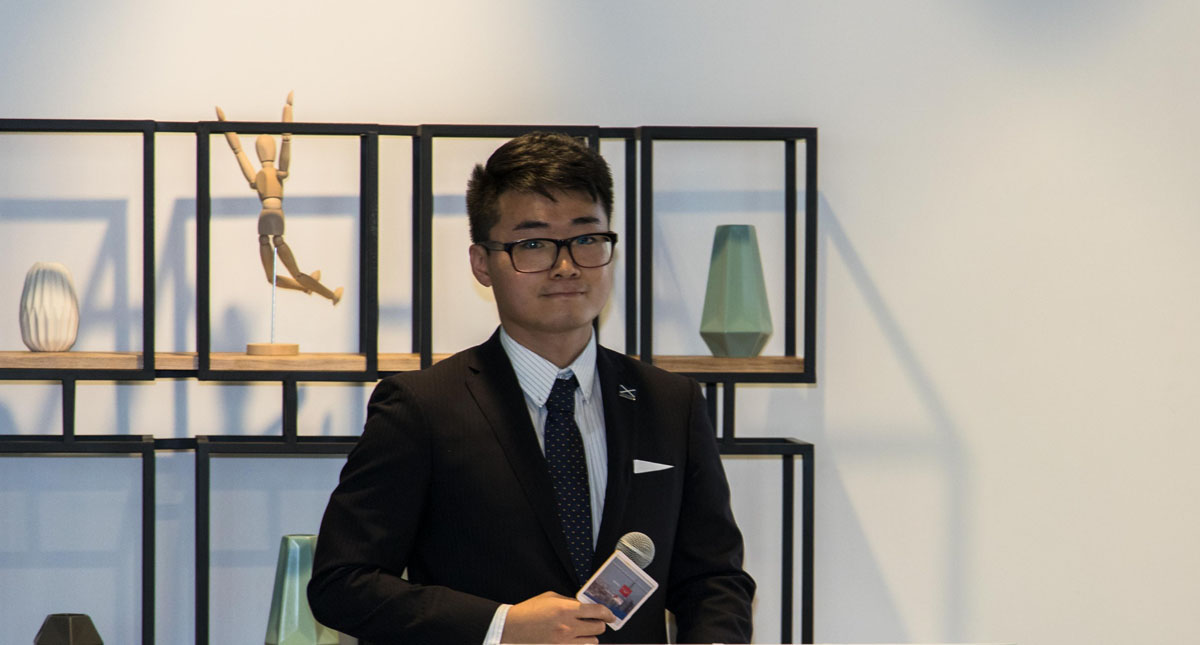 Detienen en China a empleado de consulado británico en Hong Kong