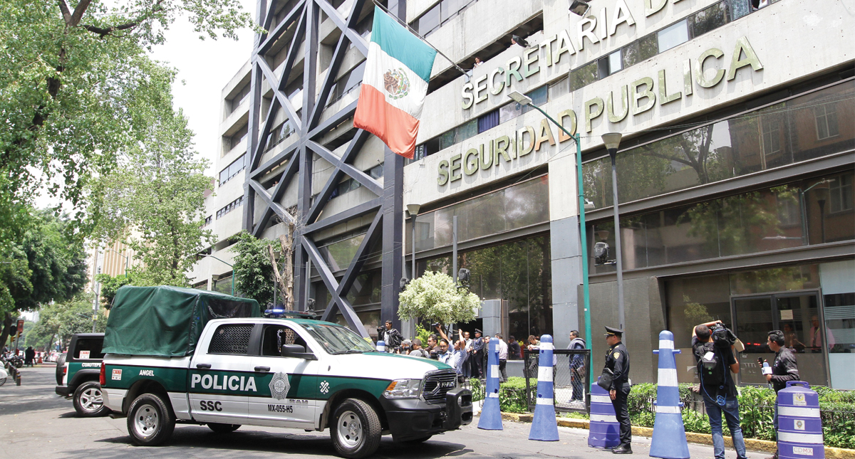 Mujer policía denuncia a mando de la SSC por presunto abuso sexual