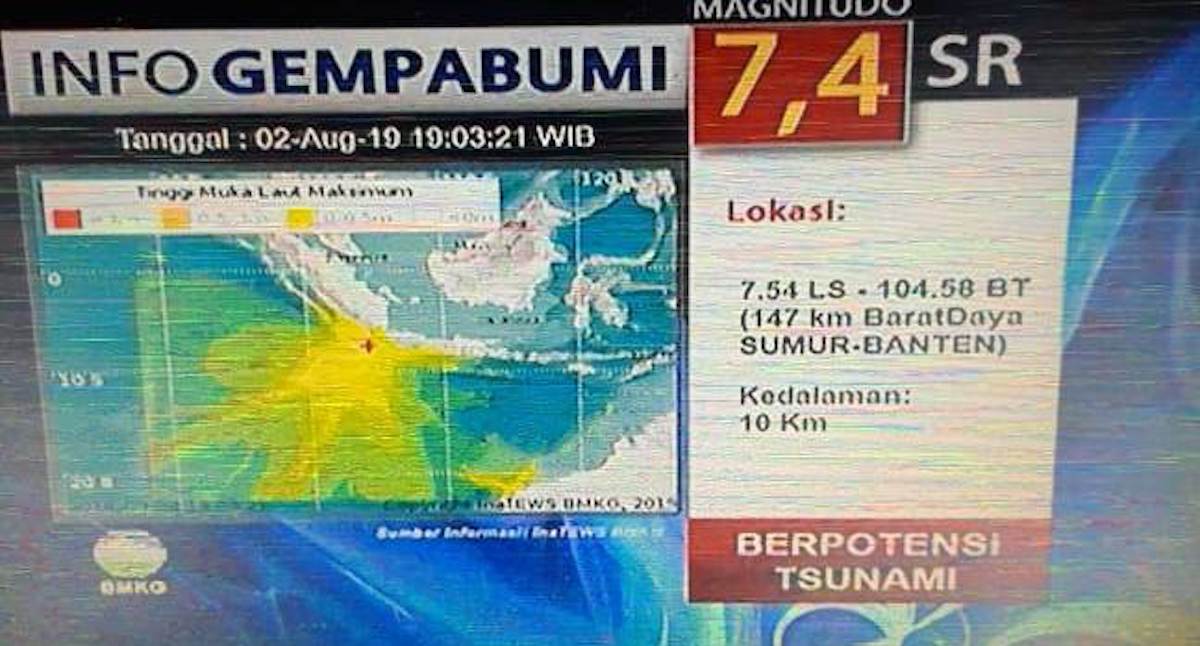 Alerta De Tsunami Tras Sismo Magnitud 7.4 En Indonesia