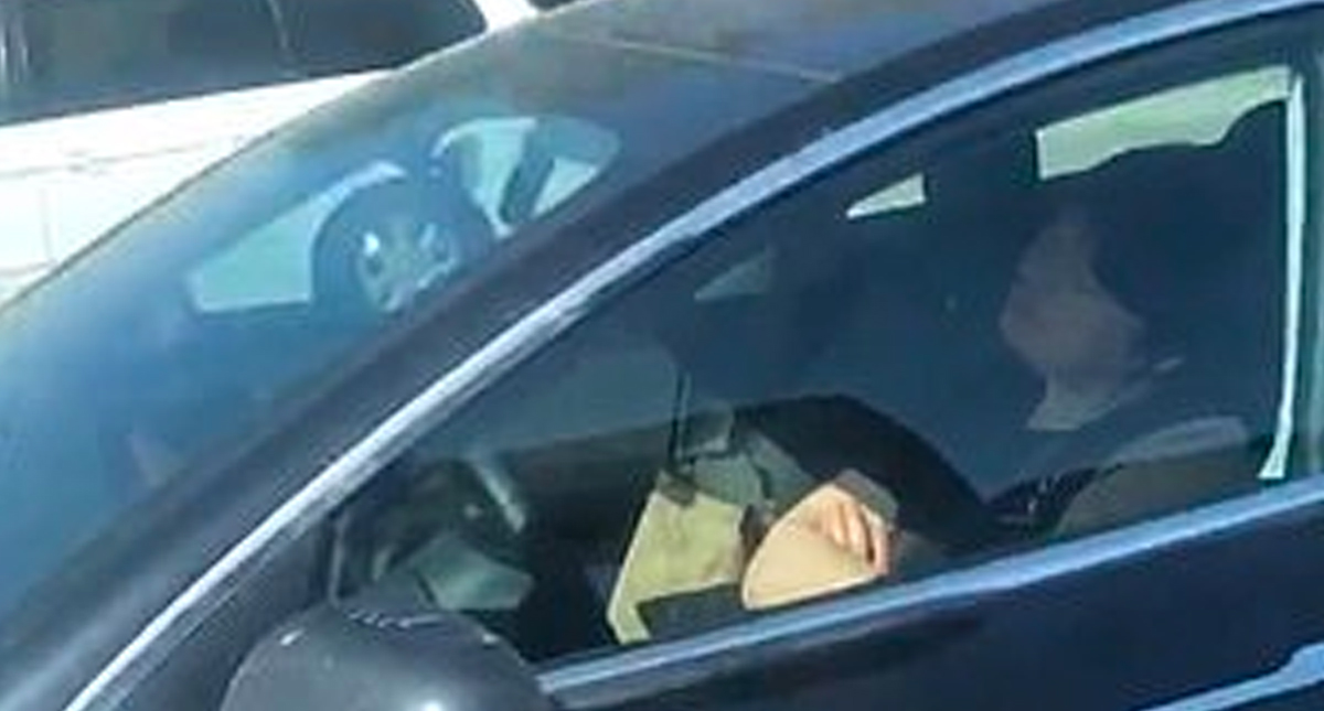 #Video Captan a conductor de Tesla dormido en carretera de California