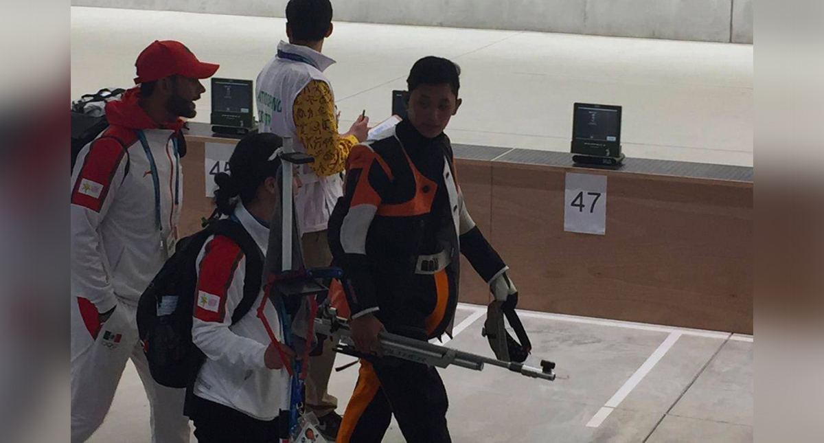 Edson Ramírez obtiene plata en prueba 10 metros de rifle de aire