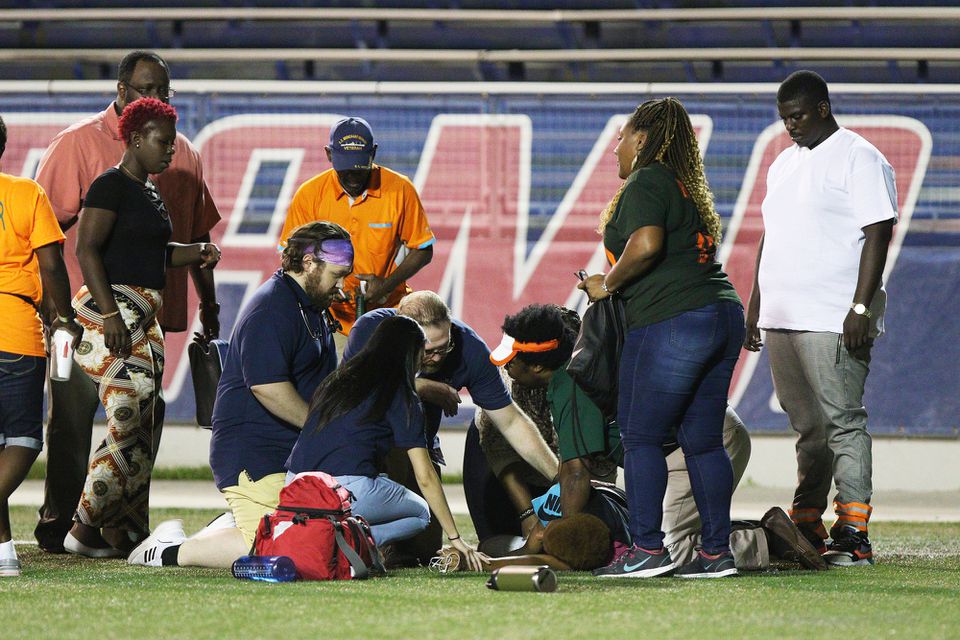 Tiroteo deja al menos 10 heridos en juego de futbol americano en EE.UU. - tiroteo-futbol-americano-1