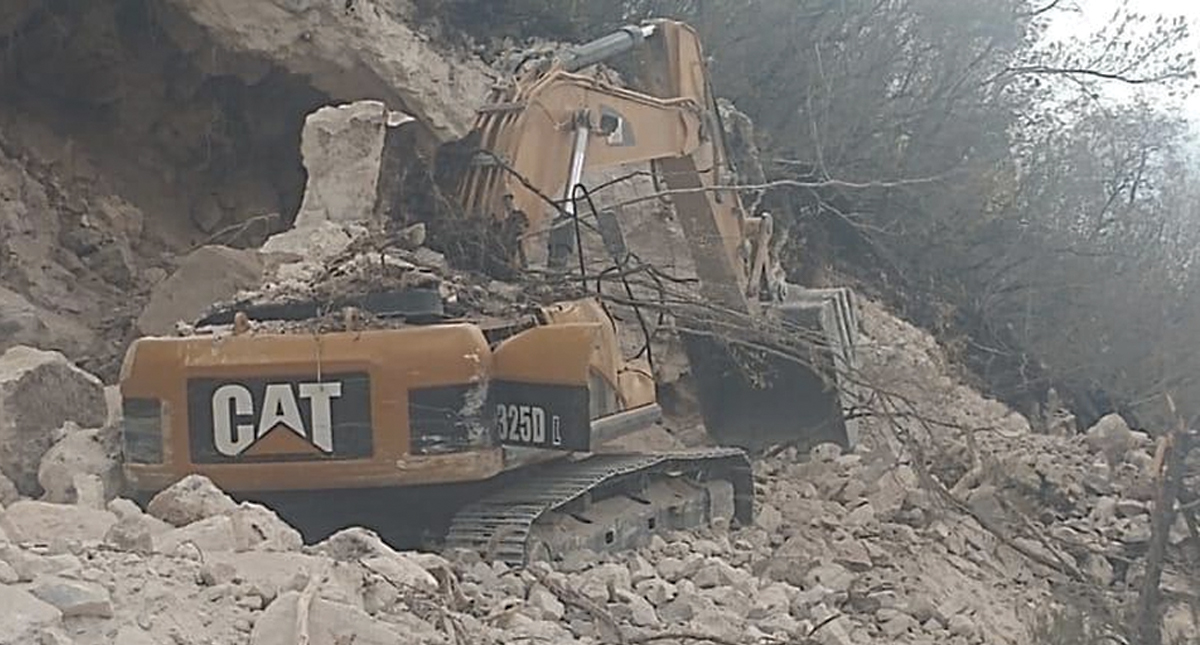 Trabajador muere tras deslave en San Luis Potosí