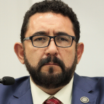 Hilda Lara acusa a Ulises Lara de influencias para despojarla de una casa