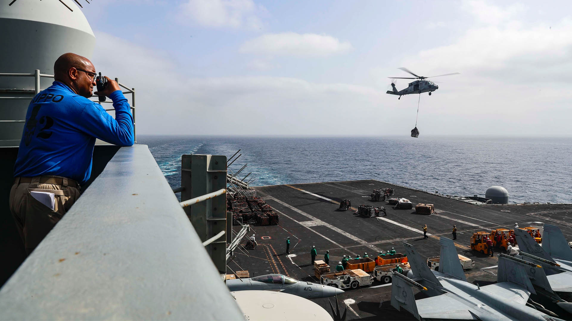 EE.UU. arranca operación para proteger las rutas en golfo Pérsico