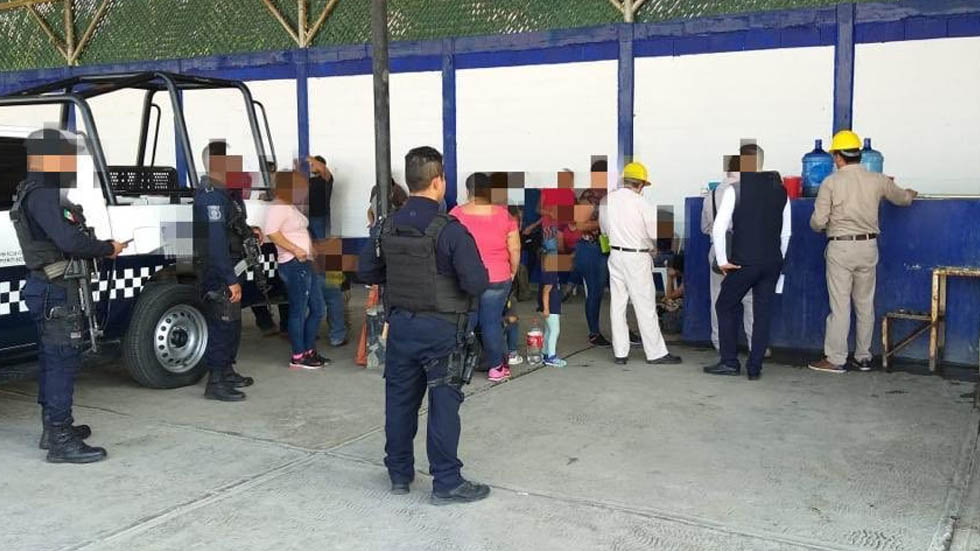 Rescatan a 43 centroamericanos en hotel de Veracruz