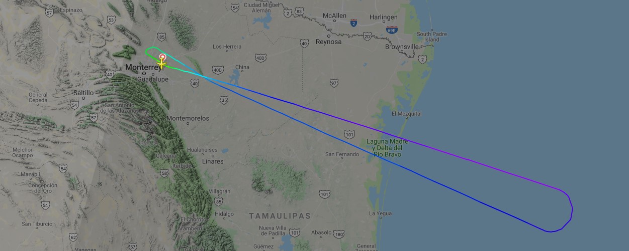 Avión de Viva Aerobús sufre falla en un motor tras partir de Monterrey - viva-aerobus-vuelo-trayectoria-cancun-monterrey
