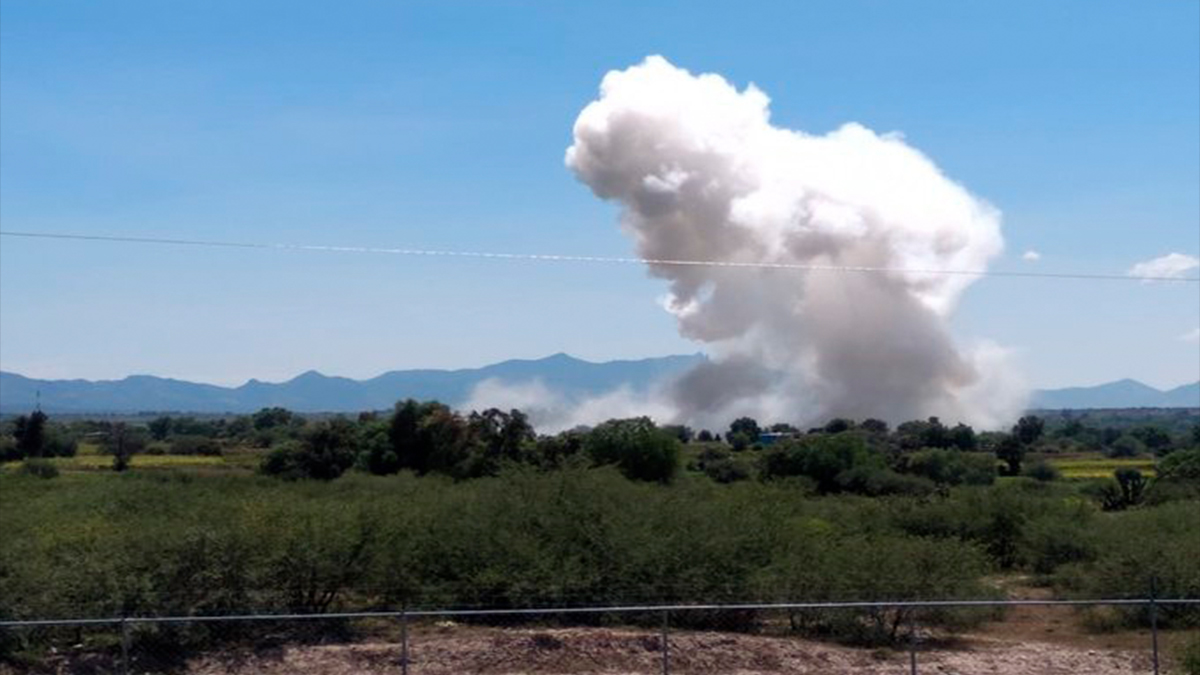 Al menos dos muertos por explosión de polvorín en Hidalgo