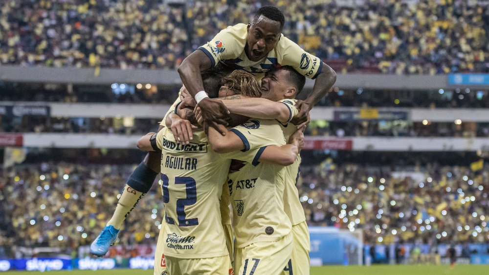 América goleó a Chivas en el Clásico Nacional