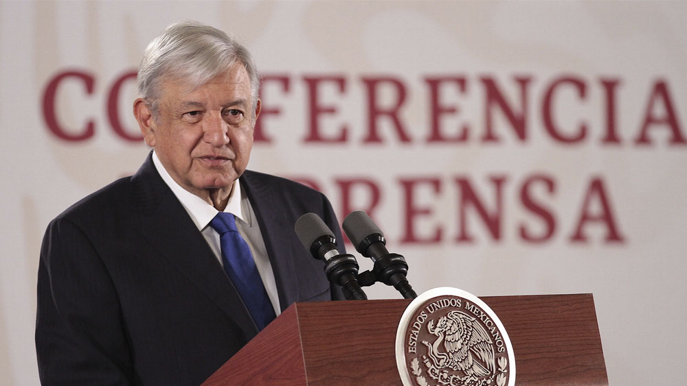 AMLO niega promover iniciativas para renovar Poder Judicial ‘desde afuera’