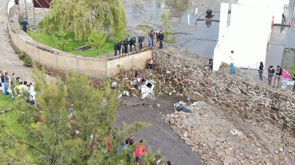 Suman cinco muertos por crecida de arroyo en Tlajomulco de Zúñiga, Jalisco