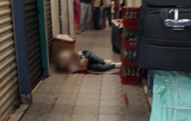 Asesinan a dos comerciantes en plaza comercial de Cuernavaca - asesinato-comerciantes-cuernavaca-1