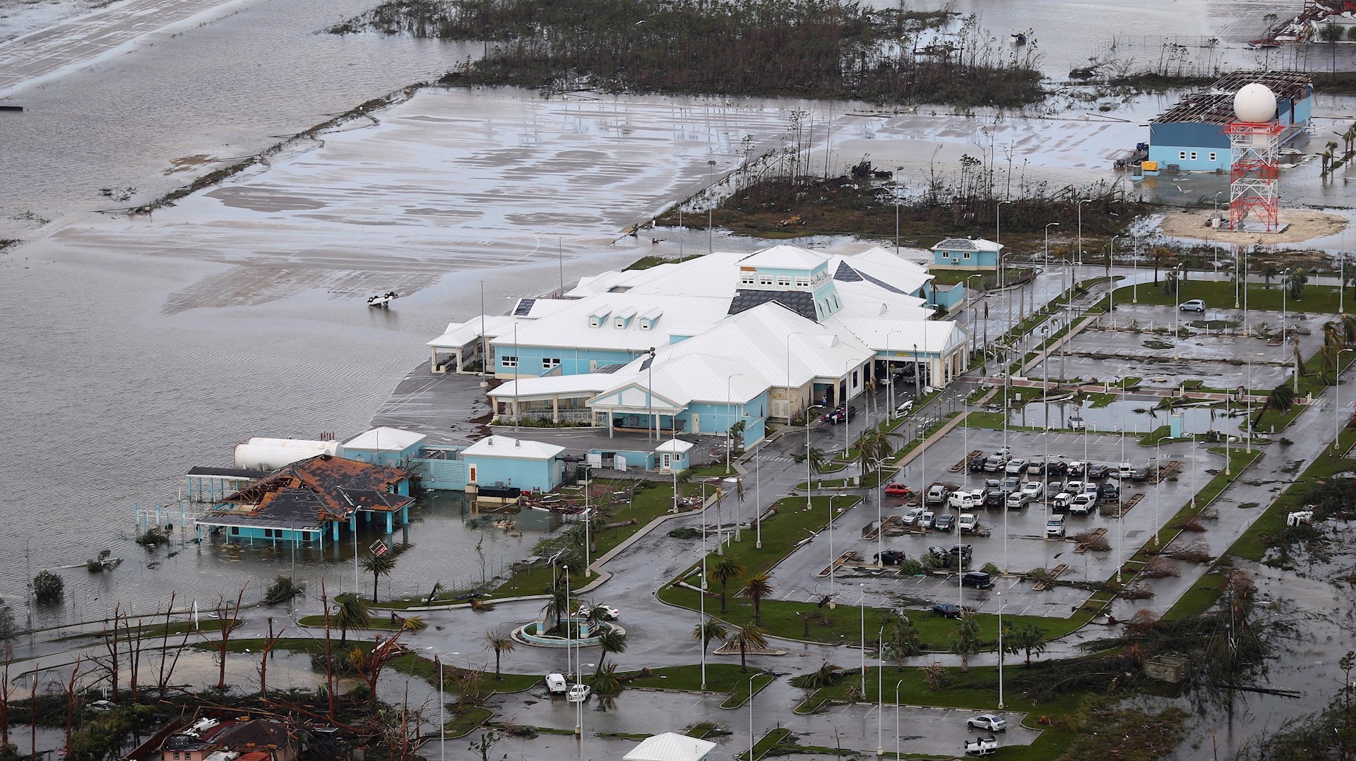 Bahamas eleva a 43 la cifra provisional de muertos por Dorian