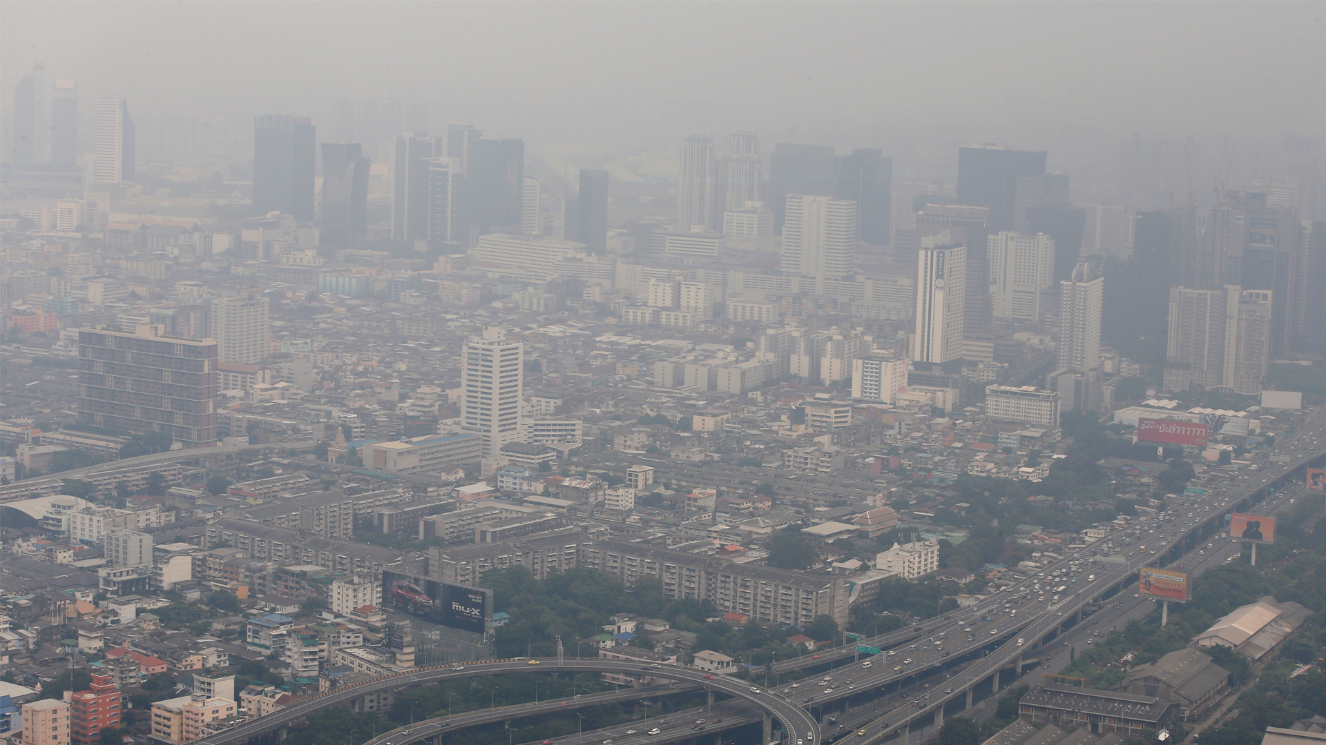 Autoridades lanzan advertencia ante aumento de polución del aire en Bangkok Autoridades lanzan advertencia ante aumento de polución del aire en Bangkok