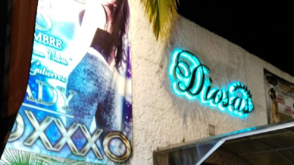 #Video Ataque a bar de Jiutepec deja dos muertos y tres heridos