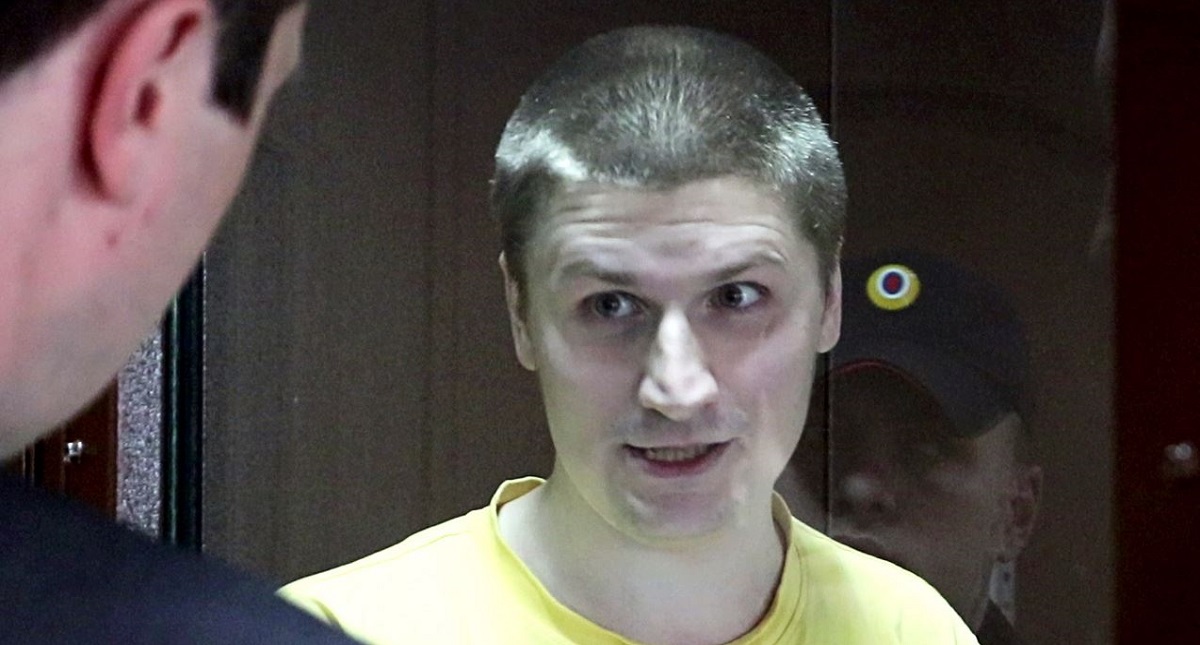 Dan cárcel a bloguero ruso por incitar violencia contra hijos de policías