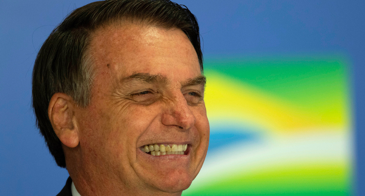 Dan alta médica a Jair Bolsonaro