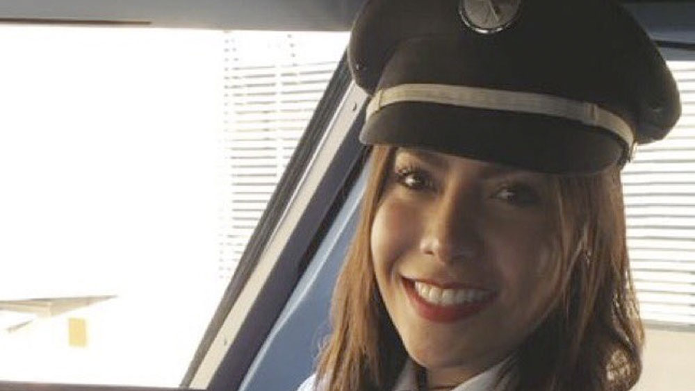 Interjet investiga a mujer piloto que pidió arrojar bomba al Zócalo