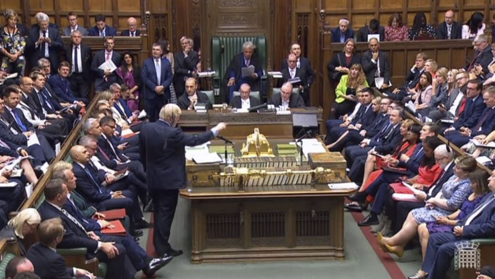 Boris Johnson pierde mayoría en el Parlamento