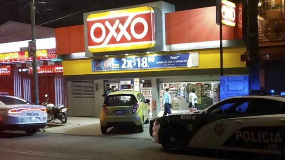 Roban cajero automático de Oxxo en Coyoacán Roban cajero automático de Oxxo en Coyoacán