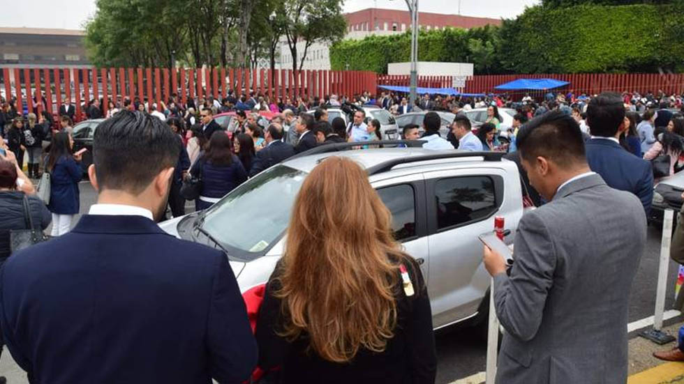 Militantes de la CNTE liberan acceso a la Cámara de Diputados