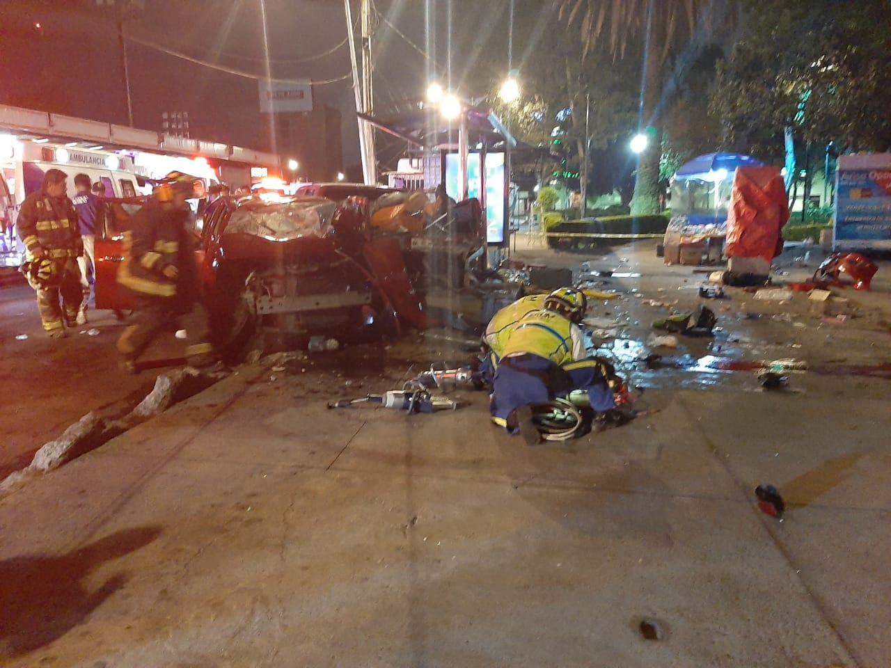 Choque deja dos muertos y un herido en Tlalpan - choque-tlalpan-1