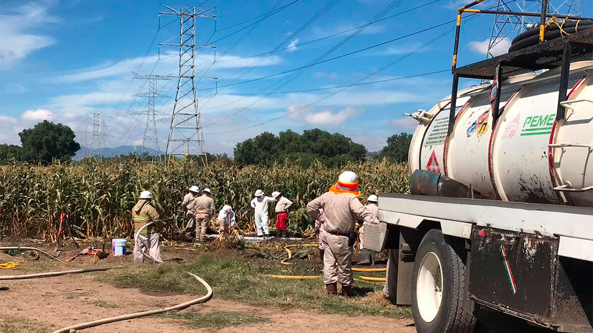 Controlan fuga de combustible en Acolman
